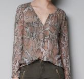 camisa estampada cobra